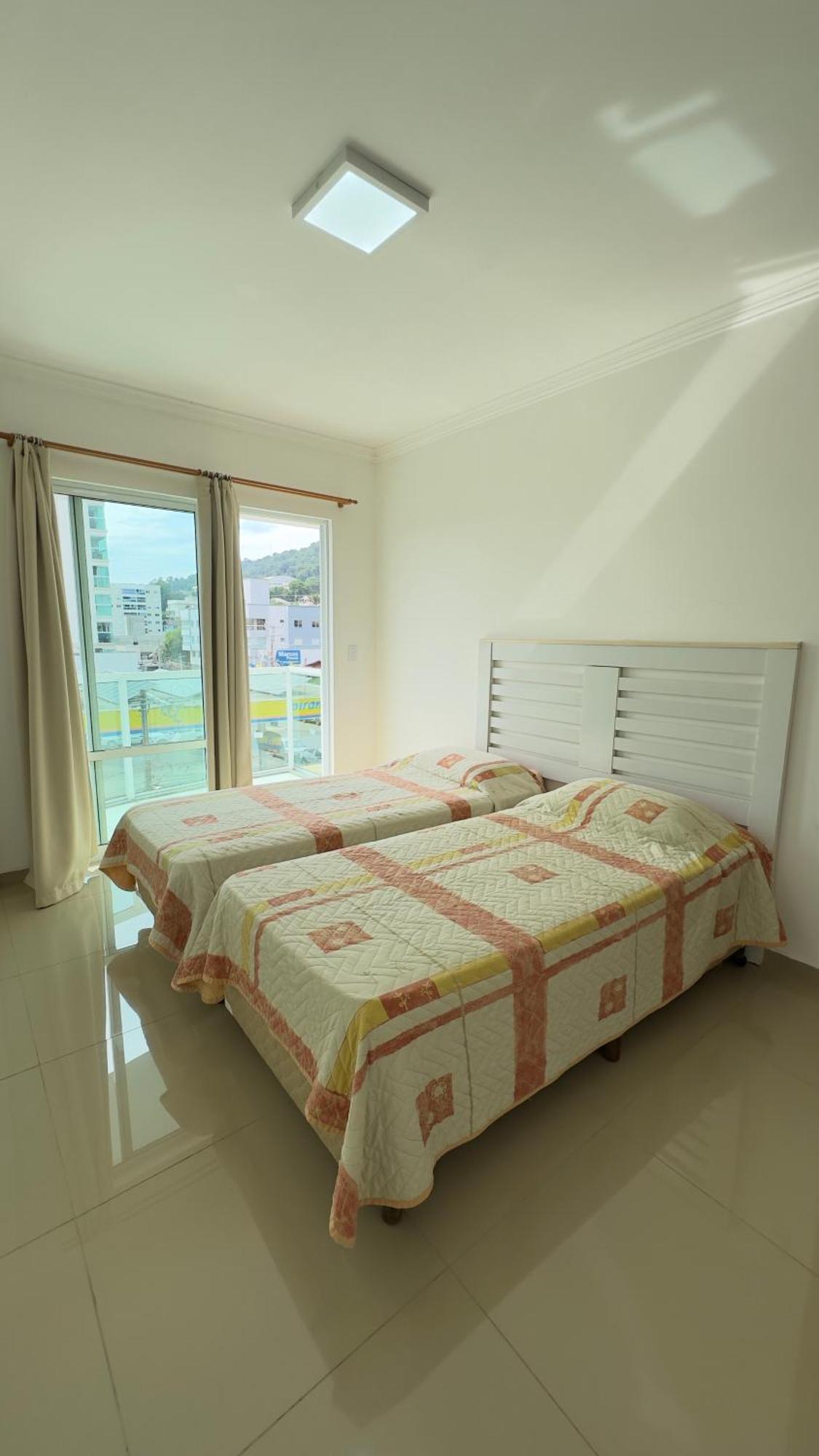 Apto Lirio Da Paz- 3 Quartos Com Sacadas,espacoso E De Frente Avenida Principal!